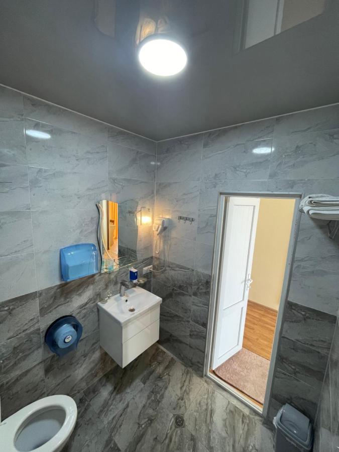 Hotel Lazuri In Kvariati Esterno foto
