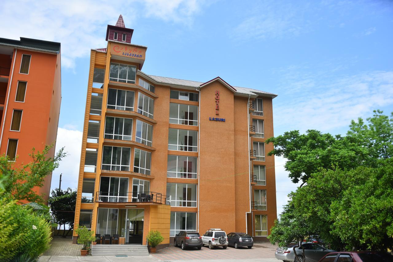Hotel Lazuri In Kvariati Esterno foto